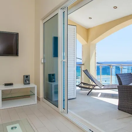 Awesome In Blato With House Sea View