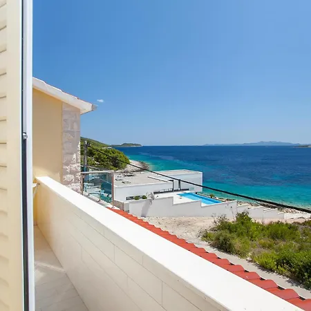 Awesome In Blato With House Sea View Blato (Korcula)