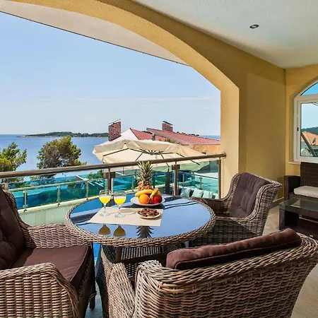 Hébergement de vacances Awesome In Blato With House Sea View Blato (Korcula)