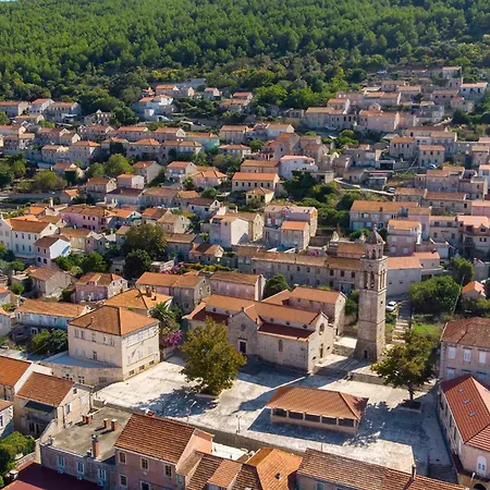 Awesome In Blato With House Sea View Hébergement de vacances