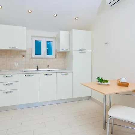 Awesome In Blato With House Sea View