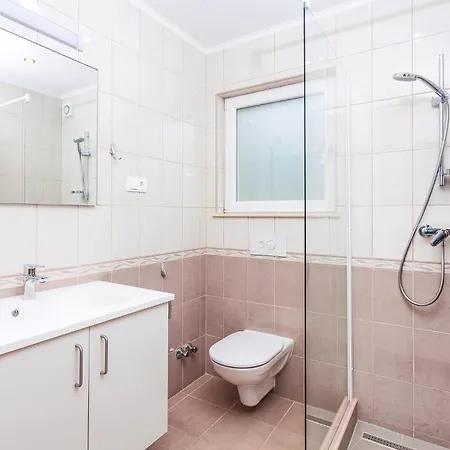Vikendica Awesome In Blato With House Sea View Blato (Korcula)