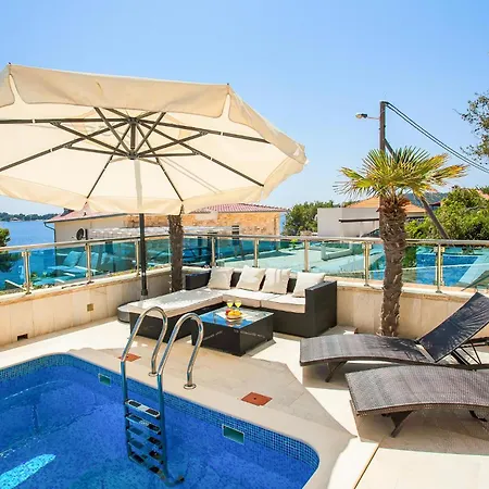 Vikendica Awesome In Blato With House Sea View Blato (Korcula)