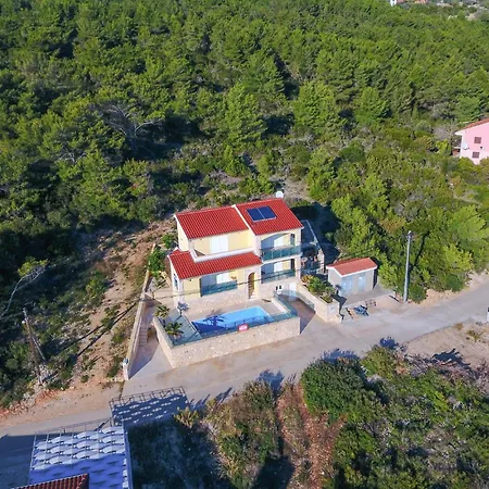 Vikendica Awesome In Blato With House Sea View